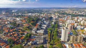 vista aérea da cidade de Valinhos (SP)